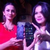 Smartfren Gebrak Akhir Tahun 2013 dengan Andromax I2 dan Andromax G