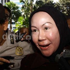 Pengamat: Atut Tak Punya Pilihan Selain Mengundurkan Diri