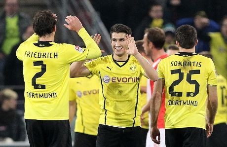 Jumpa Zenit, Dortmund Waspadai Faktor Cuaca