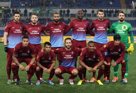 Trabzonspor Bertekad Singkirkan Juve