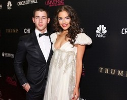 Baru 21 Tahun, Nick The Jonas Brothers Berani Lamar Kekasih