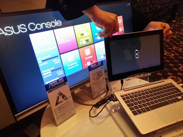 Asus Transformer Book Trio: 1 Perangkat, 3 Gaya