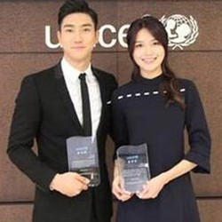 Siwon SuJu dan Sooyoung SNSD Jadi Duta Santa Campaign UNICEF