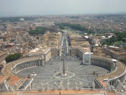 Natal, Enaknya ke Vatikan