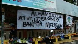 Ratu Atut Tersangka, Warga: Alhamdulillah