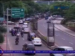 Rencana Ahok Hapus BBM Subsidi di Ibukota Dikritik