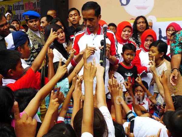 Jokowi Deklarasikan Jakarta Kota Layak Anak