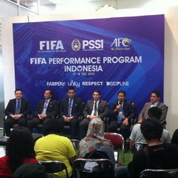 Kunjungi Indonesia, FIFA Evaluasi Program PSSI