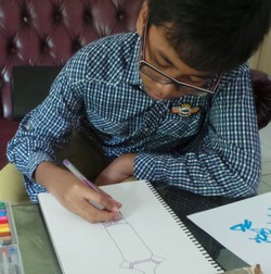 Kerasnya Hidup Desainer Cilik: Dari Keterbatasan Sampai Cibiran Tetangga