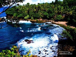 Libur Natal Menikmati Pantai di Ambon