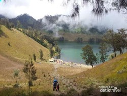 Ranu Kumbolo, Jauh Dekat Sama Cantiknya!
