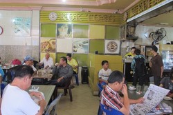 Seruput Kopi di Kedai Tertua di Pematangsiantar, Sedap!