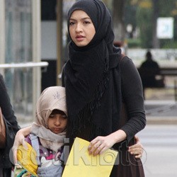 Sebelum Syuting 99 Cahaya, Raline Shah Biasakan Diri Pakai Hijab