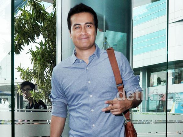 Adjie Pangestu Buka-bukaan di Show Imah