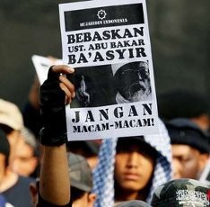 Jejak Teroris di Indonesia: Dari NII, Bermuara di Abu Bakar Baasyir
