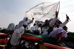 FPI: Kami Siap Perangi dan Bimbing Pelacur di Parung