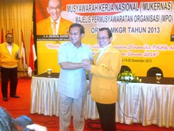 Prabowo-Priyo Mesra di Mukernas MKGR