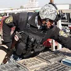 Peluk Pelaku Bom Bunuh Diri untuk Selamatkan Warga, Polisi Irak Tewas