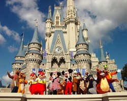 Aneka Disneyland di Seluruh Dunia
