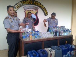 Jelang Tahun Baru, Ratusan Preman dan Miras Diamankan di Semarang