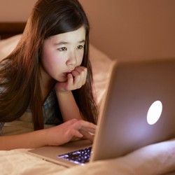 Norton Bantu Orang Tua Awasi Aktivitas Online Anak