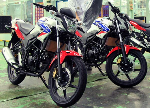 Honda Poles CB150R