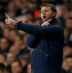Perubahan Cepat Tim Sherwood yang Belum Membuahkan Hasil