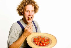 Segelas Jus Tomat Setiap Hari Jauhkan Wanita dari Kanker Payudara