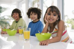 Duh! 2 dari 3 Remaja 13 Tahun Khawatir Alami Kenaikan Berat Badan