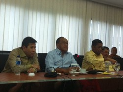 Ratu Atut Ditahan KPK, Ical: Dia Belum Tentu Bersalah