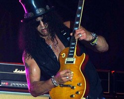 Slash Membeberkan Perkembangan Album Terbaru Miliknya