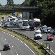 Waduh! Pria Inggris Kepergok Mengemudi Sambil Telanjang dan Masturbasi