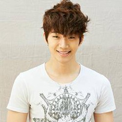 Junho 2PM Tersayat Pedang Saat Syuting Memories of the Sword