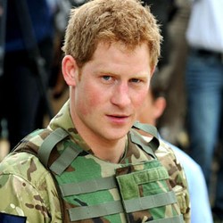 Pangeran Harry, Si Anak Badung (2)