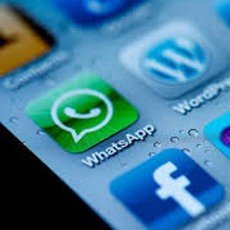 Pengguna WhatsApp Tembus 400 Juta