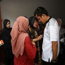 Walikota Risma Berduka untuk Alm Eks Sekkota Alisjahbana