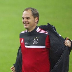 Spurs Diklaim Mengincar Frank de Boer