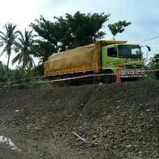 Pemadatan Urukan Jembatan Selesai, Kemacetan Pantura Situbondo Terurai