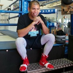 Chris John Ungkap Harapan untuk Tinju Indonesia