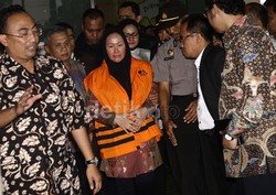 Wamen Denny Jamin Tak Ada Perlakuan Khusus Bagi Ratu Atut