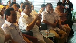 Kasus Bupati Ngada, Prabowo: Nggak Benar Menutup Fasilitas Umum