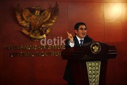 Jelang Pemilu 2014, MK Kritisi Tugas dan Wewenang DKPP