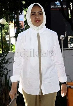 Tiba di KPK, Airin Tolak Bicara Penahanan Ratu Atut