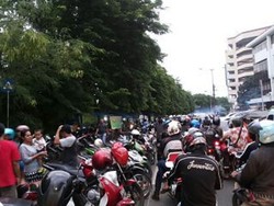 Operasi Cabut Pentil Tak Mempan, Parkir Liar di Roxy Kumat Lagi