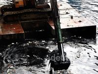 Pengerukan Lumpur Waduk Setiabudi