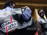 Sosialisasikan Pemilu, KPU Bagikan Rompi