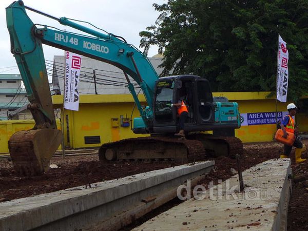 Proyek Sodetan Kali Ciliwung Mulai Dikerjakan