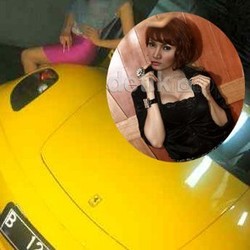 Beli BMW 328i dan Ferrari F430 dalam Sebulan, Dapat Uang dari Mana Roro Fitria?