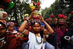 Nepal: Pesta Panen Pesta Jual-Beli Anak