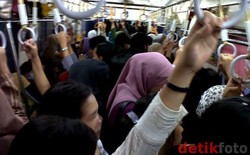 Waspadalah Para Wanita, Ada Tangan Jahil yang Suka Buka Bra di Dalam Kereta
